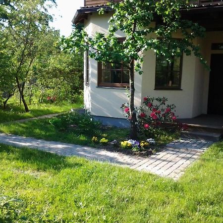 Boutigue City House With Terrace And Garden Free Parking Рига Екстериор снимка
